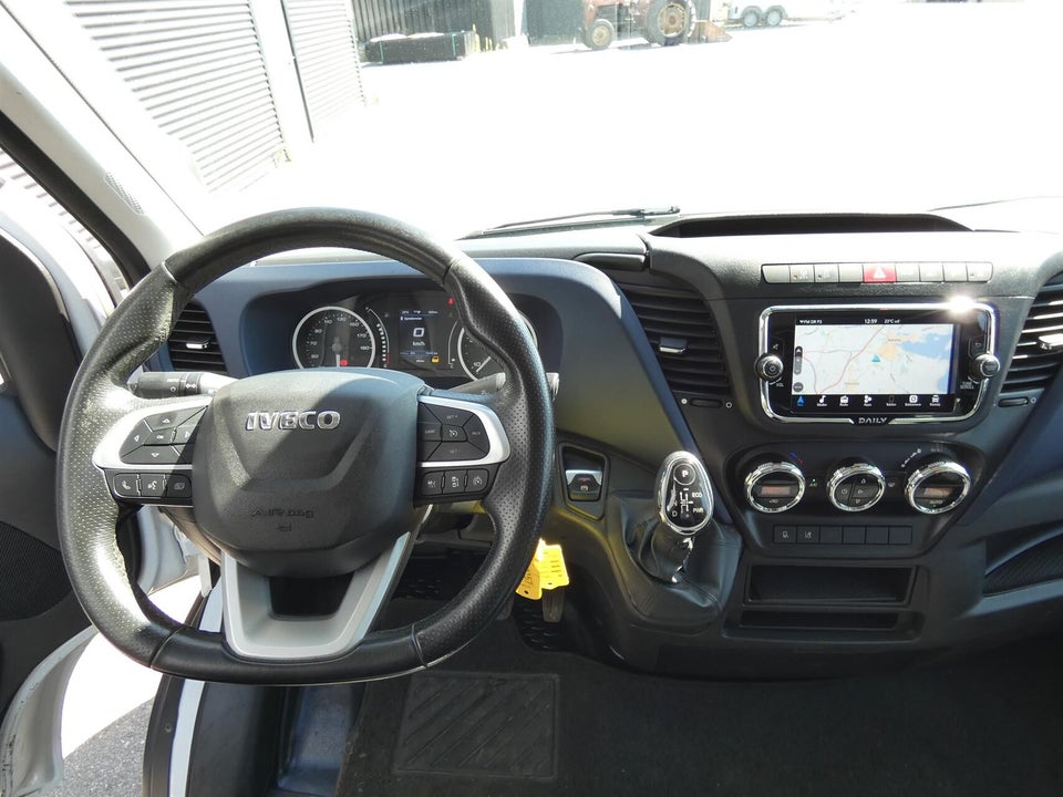 Iveco Daily 3,0 35C18 3750mm Lad AG8 2d