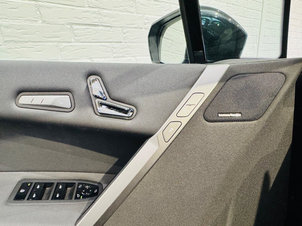 BMW iX xDrive60 M-Sport Pro 5d