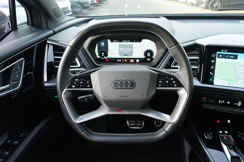 Audi Q4 e-tron 40 S-line 5d