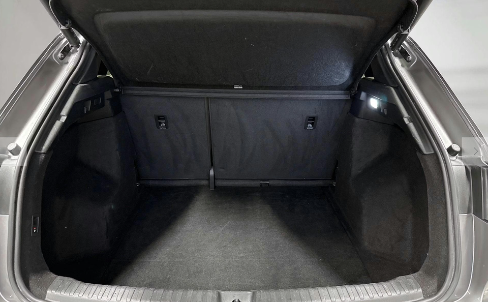 Audi Q4 e-tron 40 S-line 5d