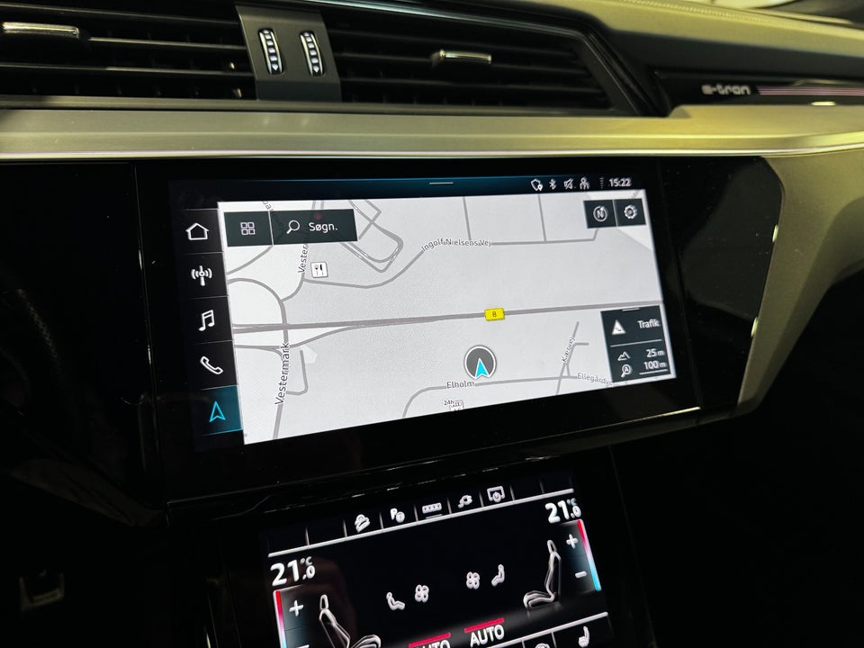 Audi Q8 e-tron 55 Advanced S-line quattro 5d