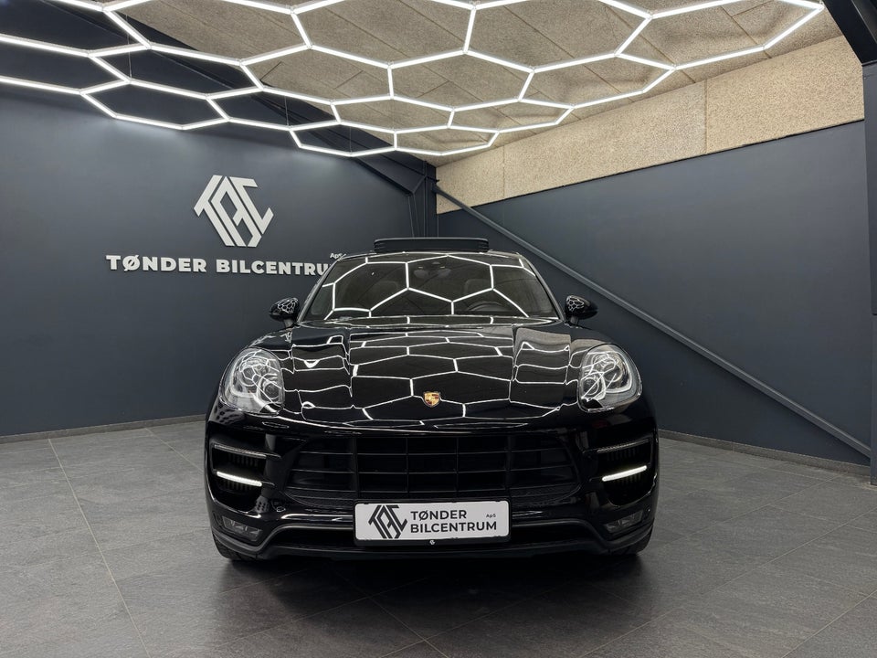 Porsche Macan Turbo 3,6 PDK 5d
