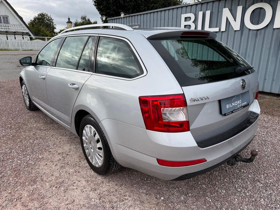 Skoda Octavia 1,2 TSi 105 Elegance Combi DSG 5d
