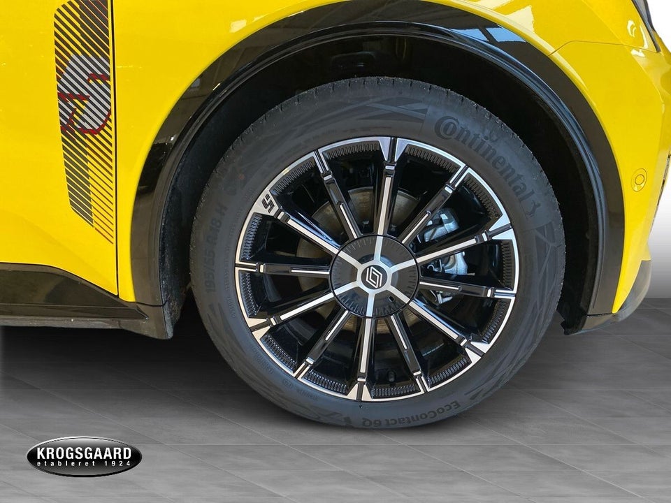 Renault 5 E-Tech 52 Iconic 5d