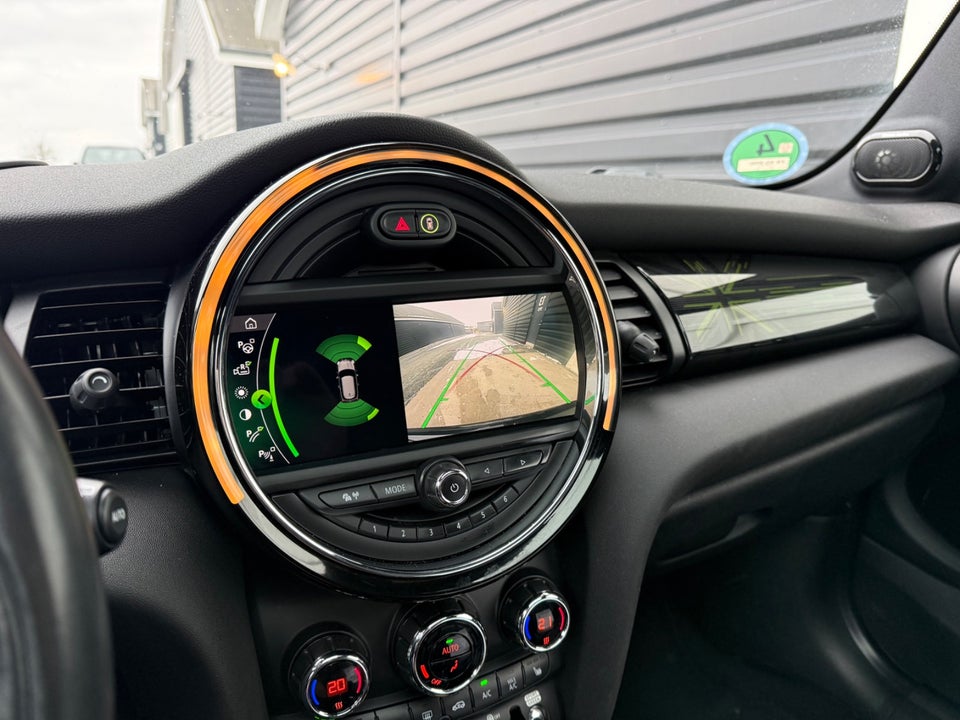 MINI Cooper SE Maximise 3d