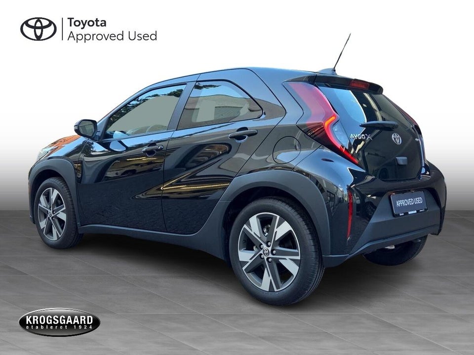 Toyota Aygo X 1,5 Hybrid Play Comfort CVT 5d
