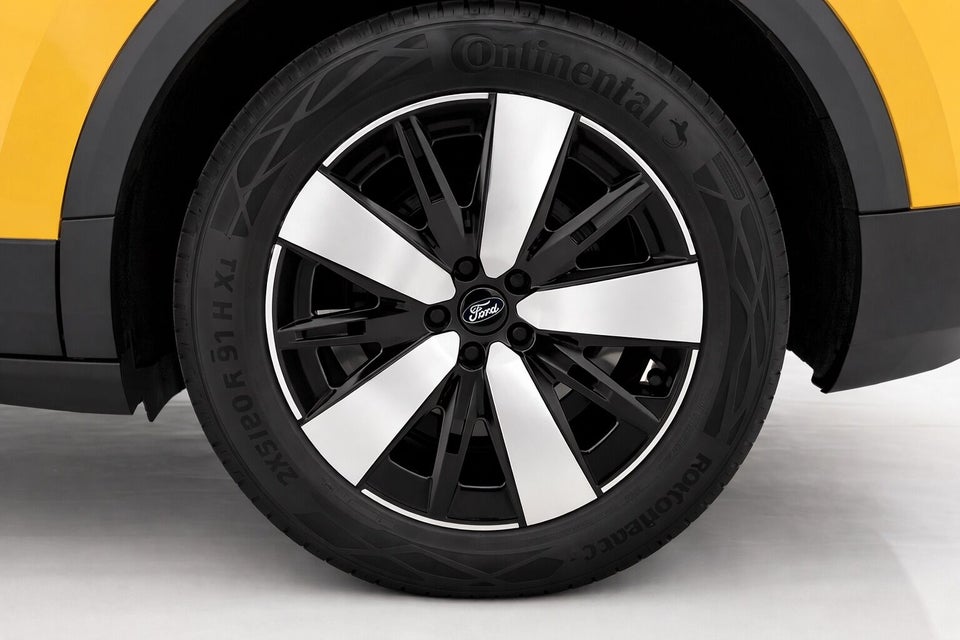 Ford Capri 77 Select Extended Range 5d