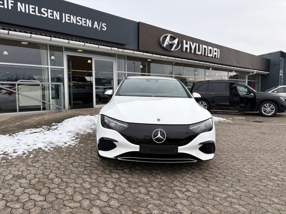 Mercedes EQE350 Electric Art 4d