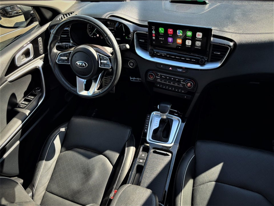 Kia Ceed 1,6 PHEV Upgrade Premium SW DCT 5d