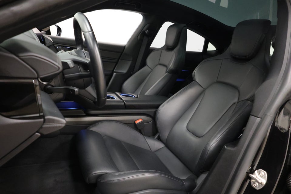 Porsche Taycan 4S Performance+ 4d