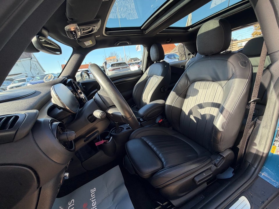 MINI Cooper SE Maximise 3d