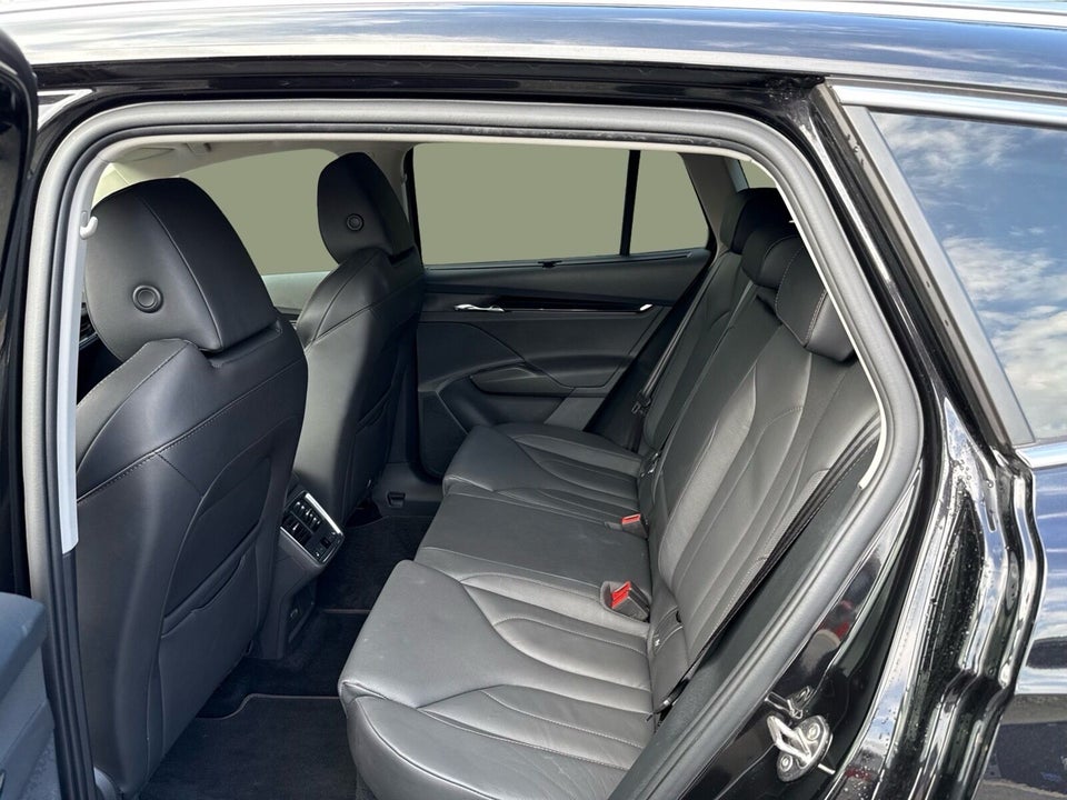 Skoda Enyaq 80 iV Plus Suite 5d