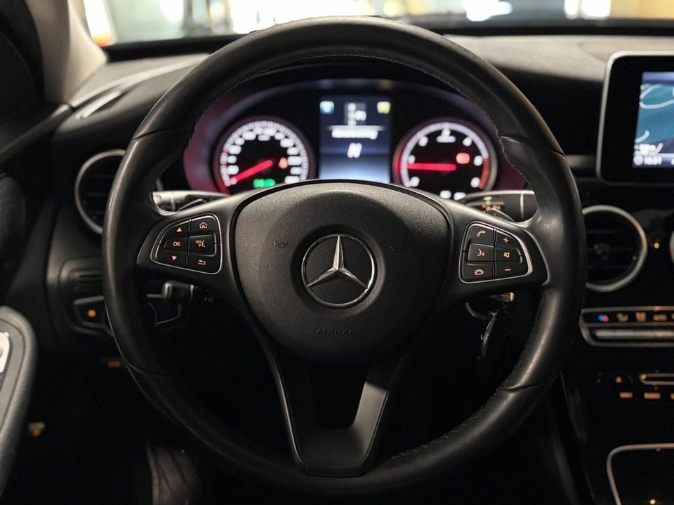 Mercedes C200 d 2,2 AMG Line stc. aut. 5d