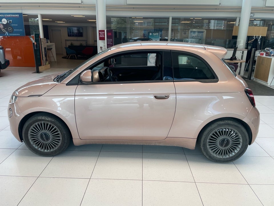 Fiat 500e 42 Icon 3d