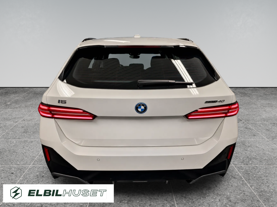 BMW i5 eDrive40 Touring M-Sport 5d