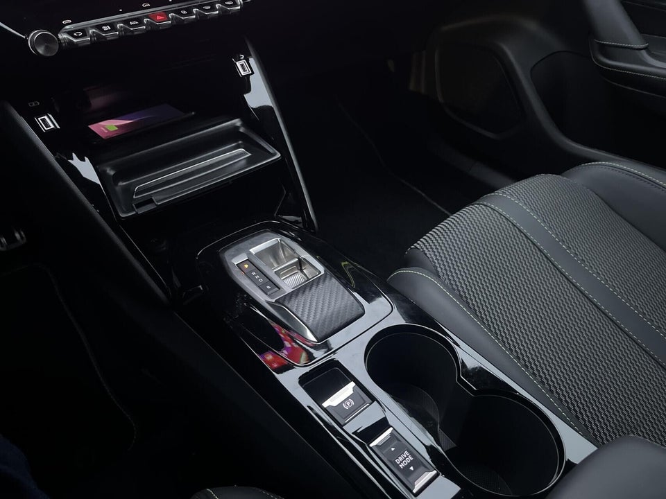 Peugeot e-2008 54 GT 5d
