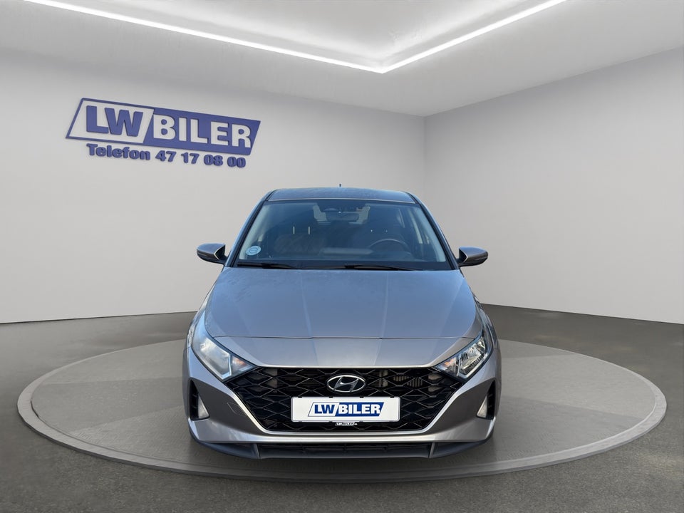 Hyundai i20 1,0 T-GDi Essential DCT 5d