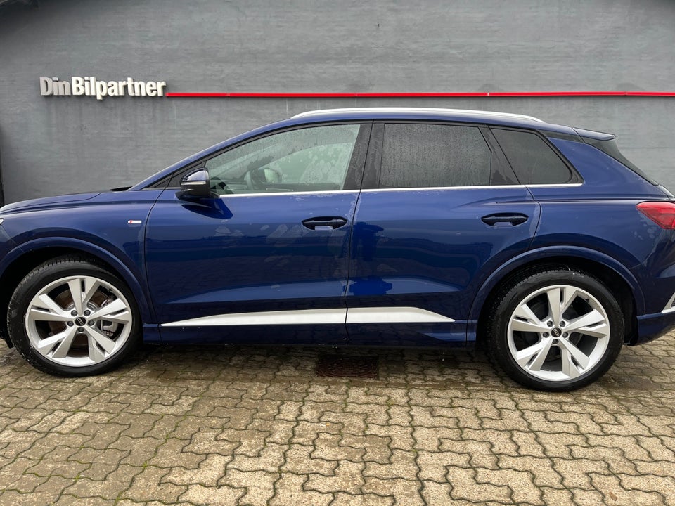 Audi Q4 e-tron 40 S-line 5d