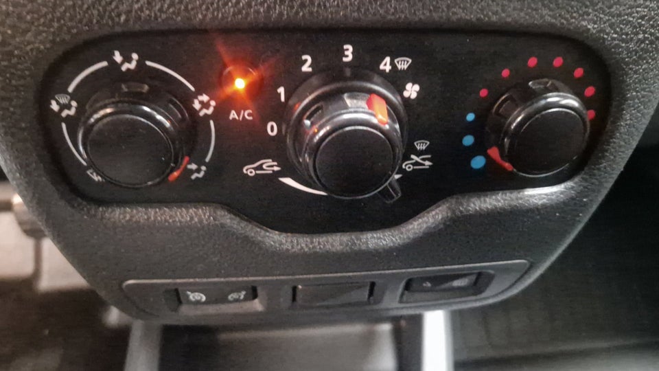 Dacia Dokker 1,5 dCi 95 Essential Tekno Van 5d