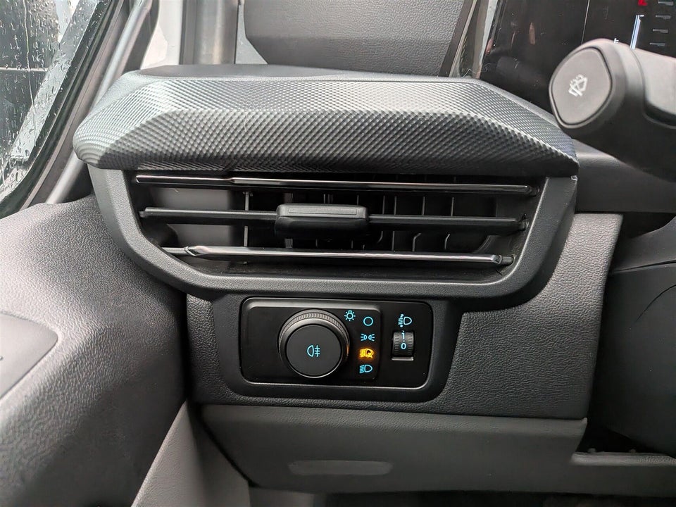 Ford Transit Custom 300S 2,0 EcoBlue Limited aut.