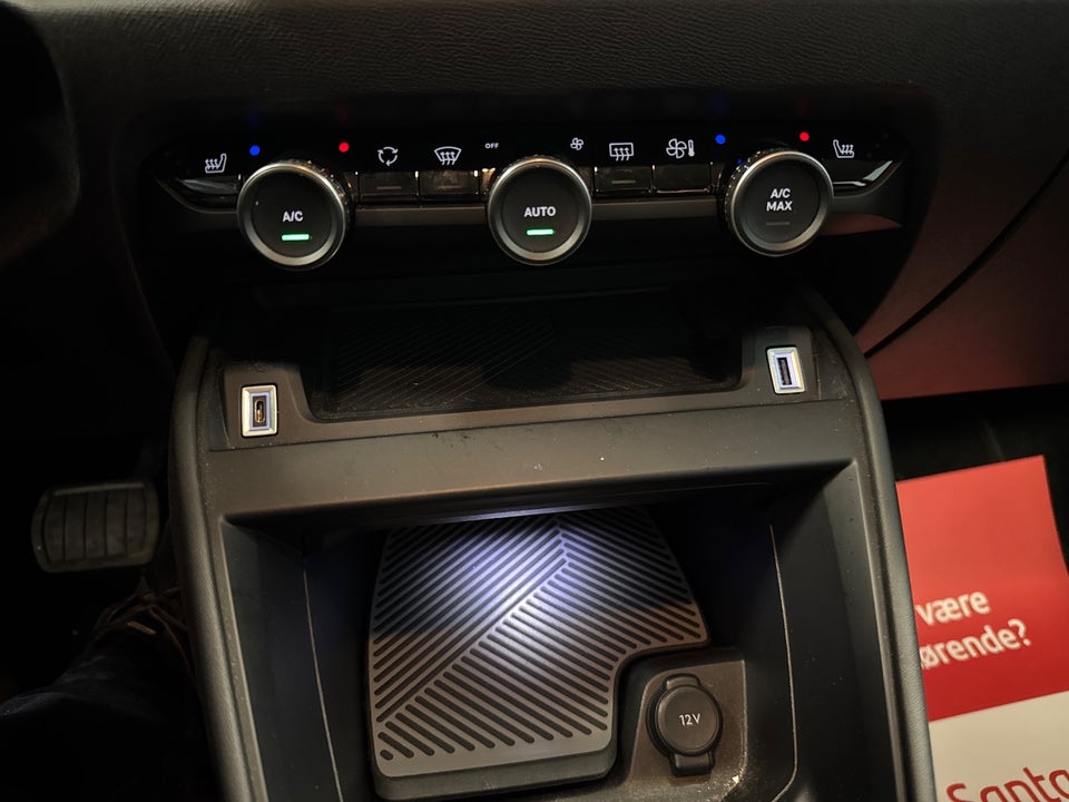 Citroën C4 1,2 PureTech 130 Iconic Comfort EAT8 5d