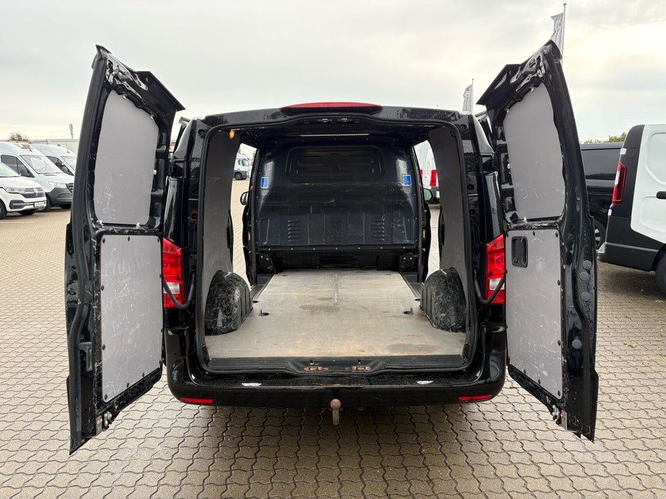 Mercedes Vito 114 2,0 CDi Kassevogn aut. L RWD