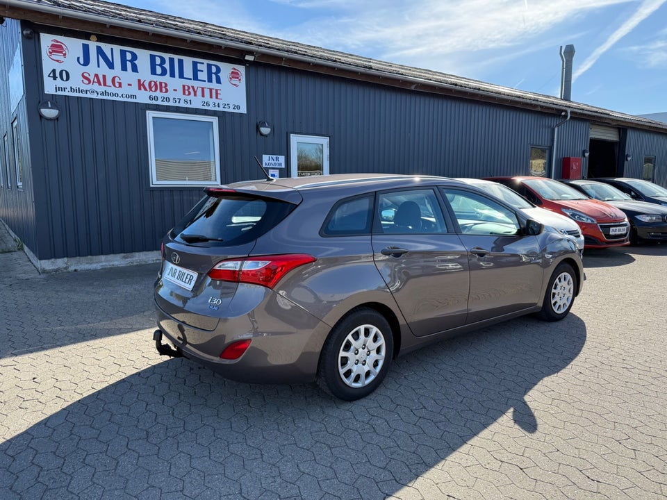 Hyundai i30 1,6 CRDi 110 Comfort Go! CW 5d