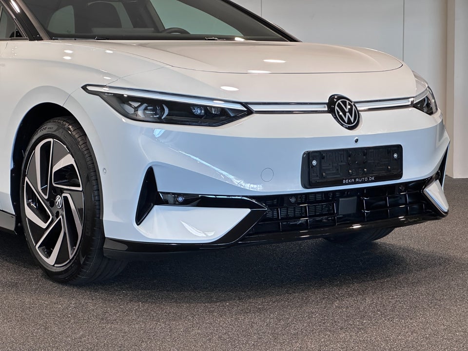 VW ID.7 77 Style Tourer 5d