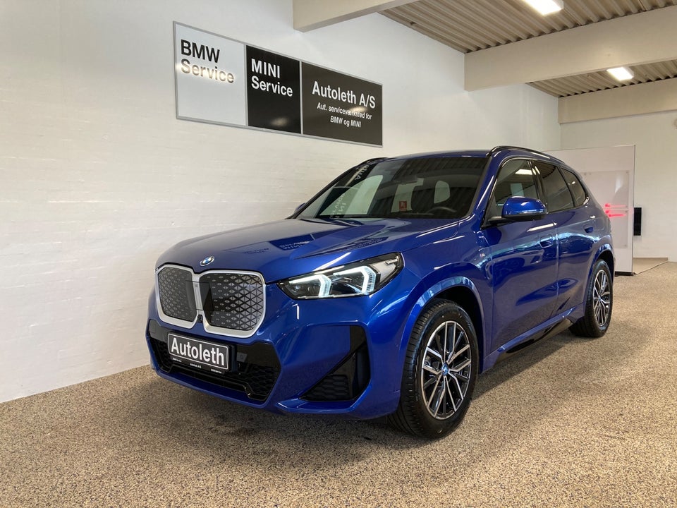BMW iX1 xDrive30 M-Sport 5d