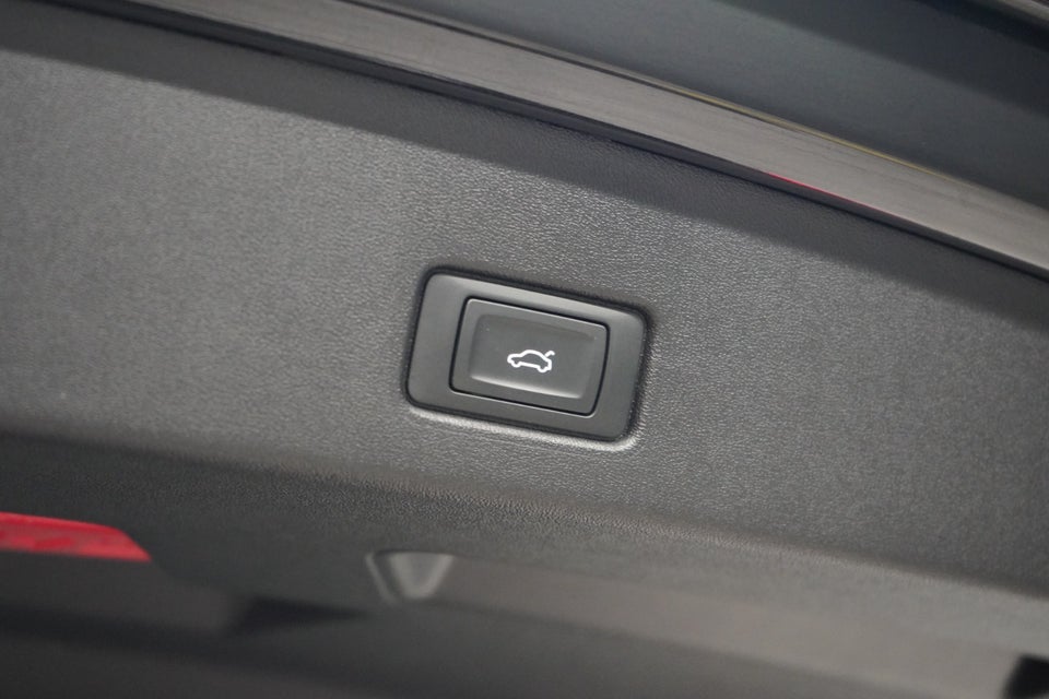 Audi Q4 e-tron 45 S-line 5d