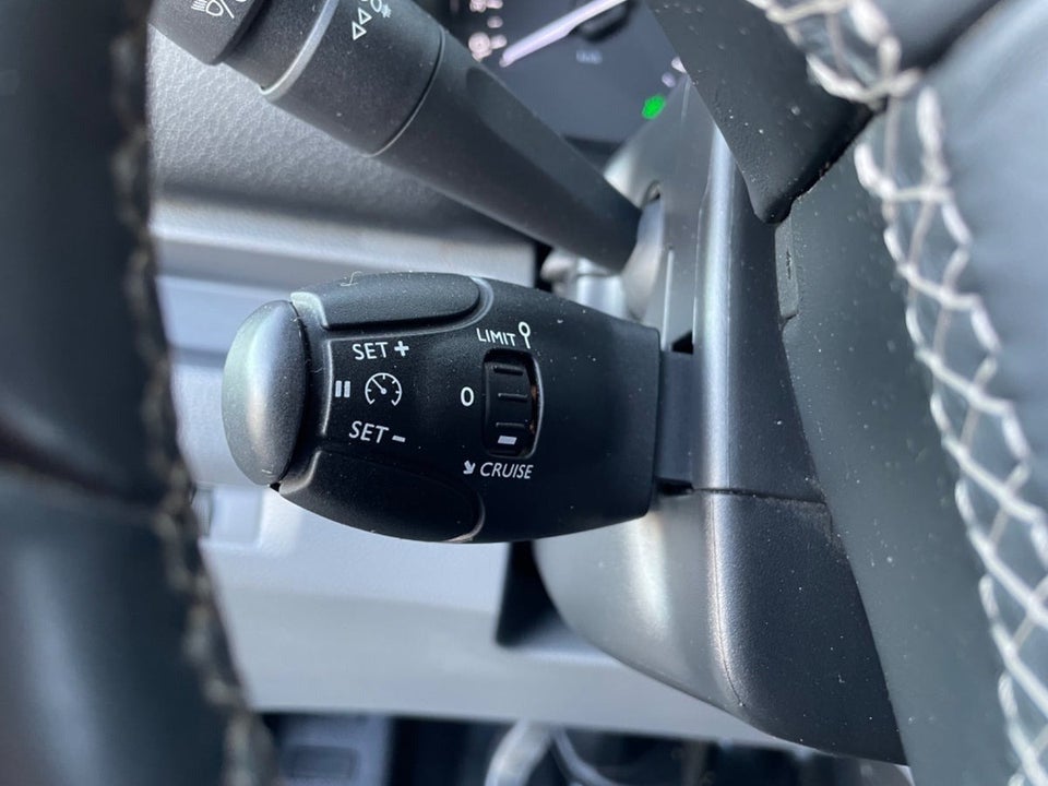 Opel Vivaro 2,0 D 122 L2V1