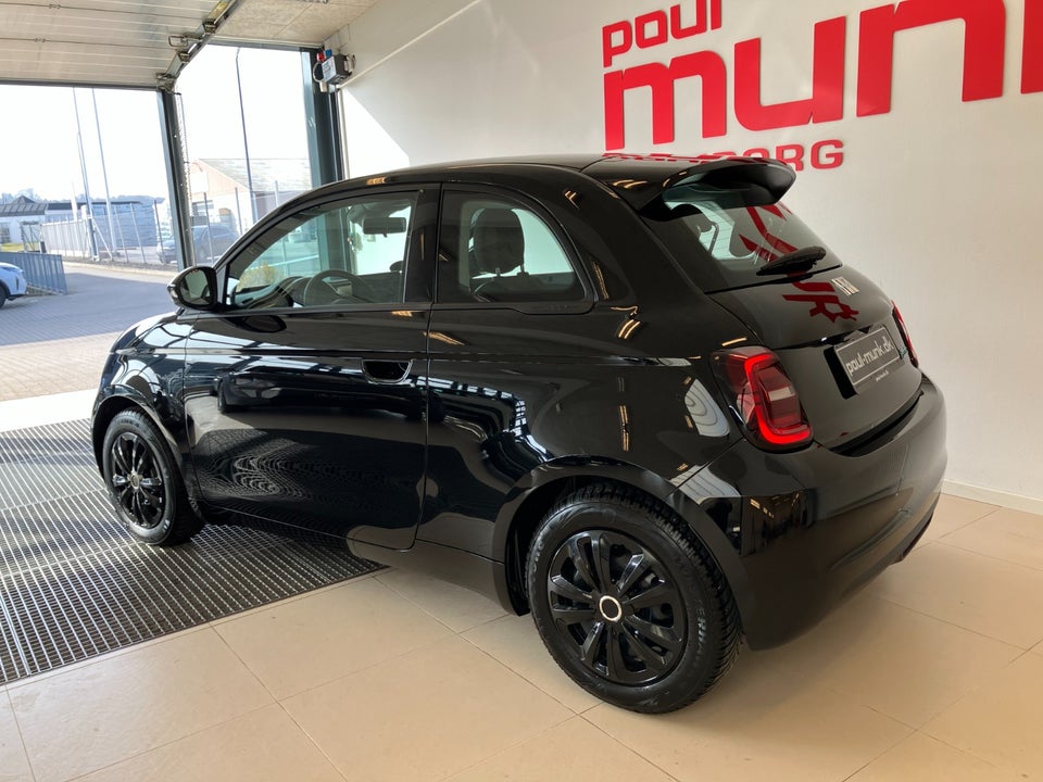 Fiat 500e 42 Icon 3d