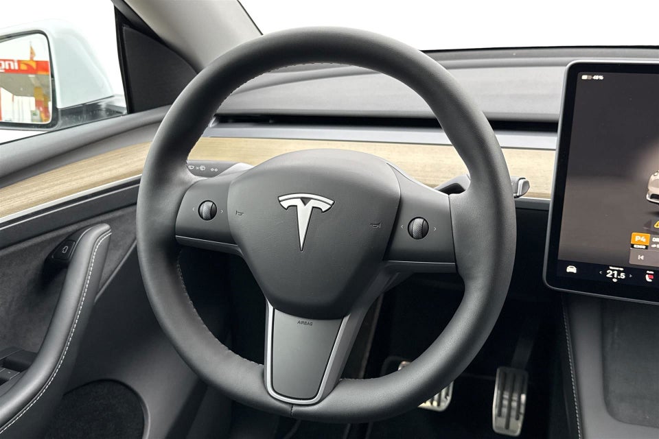 Tesla Model Y RWD 5d