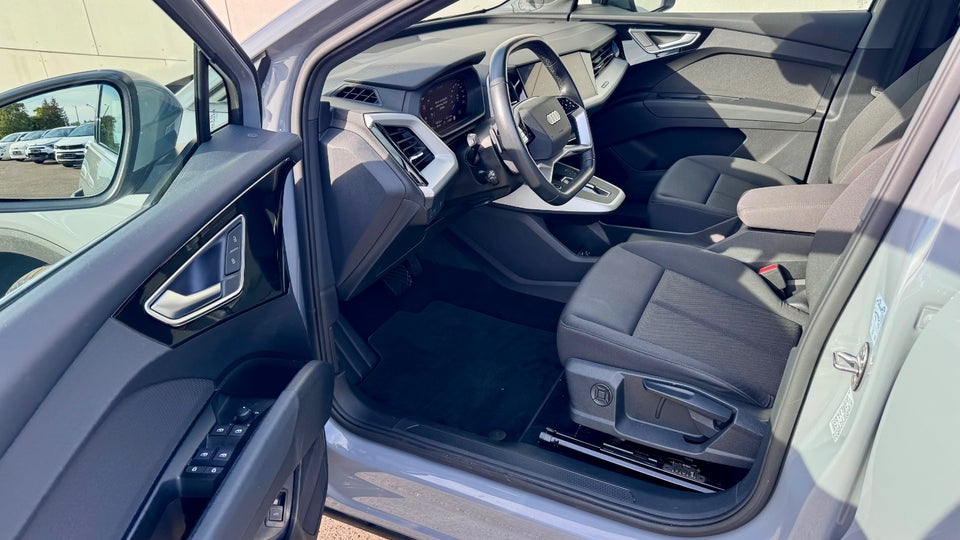 Audi Q4 e-tron 40 Attitude 5d