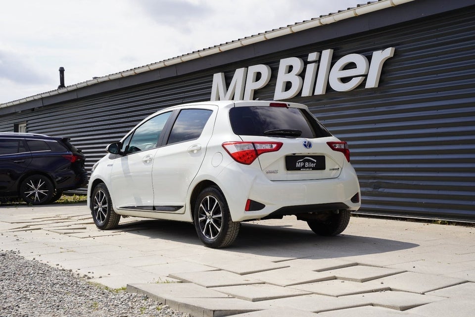 Toyota Yaris 1,5 Hybrid H3 Smart e-CVT 5d