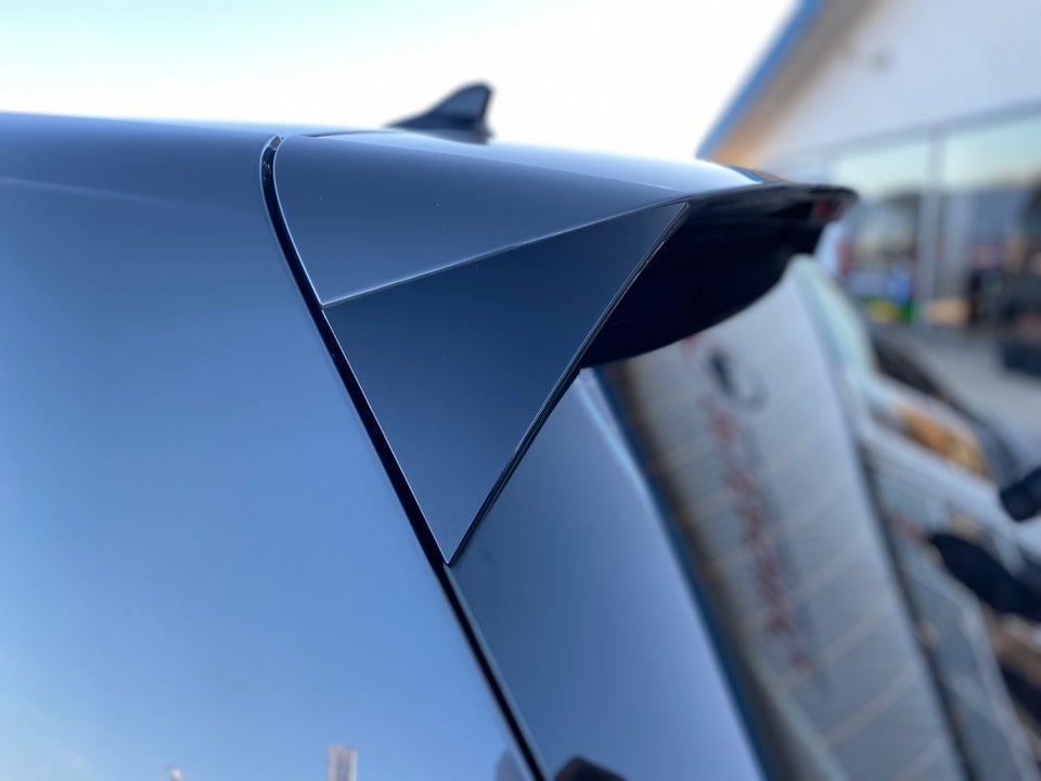 VW Golf VIII 1,0 TSi 110 5d