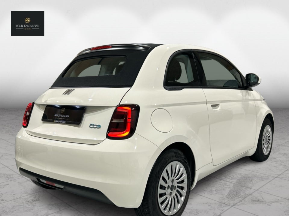 Fiat 500e 42 Icon Cabrio 2d