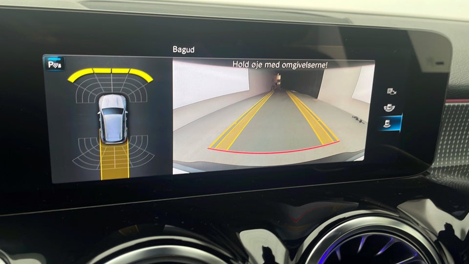 Mercedes EQB300 4Matic 5d