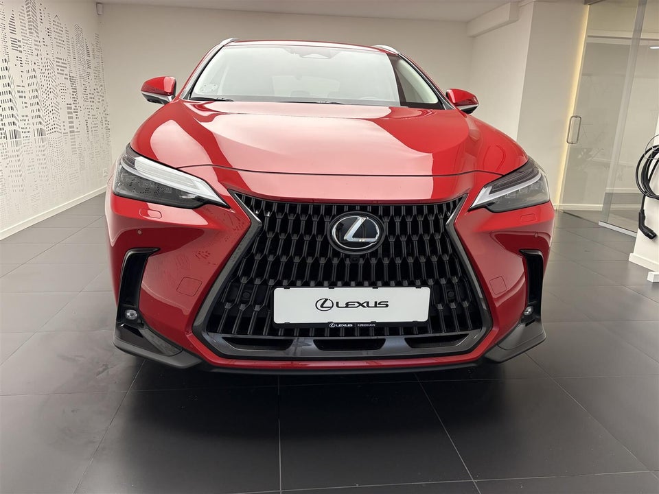 Lexus NX450h+ 2,5 Luxury aut. AWD 5d