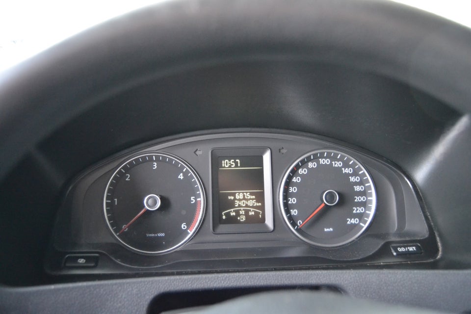 VW Transporter 2,0 TDi 140 Kassevogn lang 4d