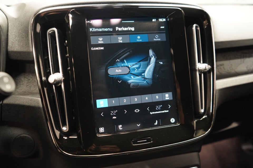 Volvo XC40 P6 ReCharge Plus 5d