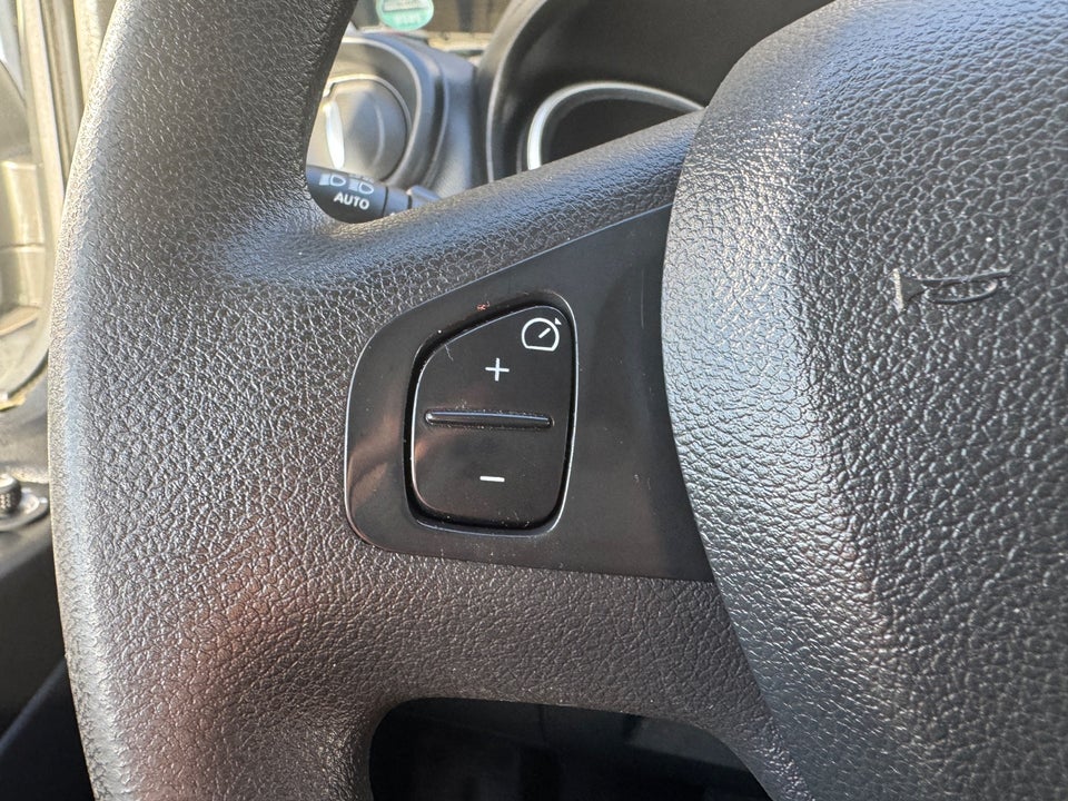 Renault Trafic T29 2,0 dCi 145 L2H1 EDC