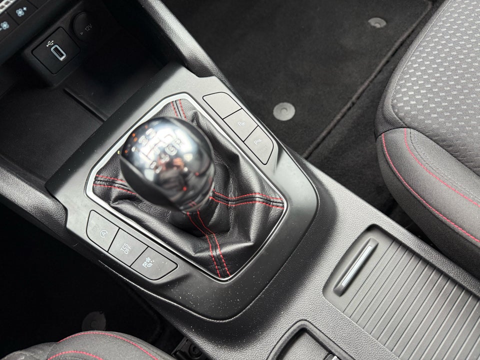 Ford Focus 1,0 EcoBoost ST-Line 5d