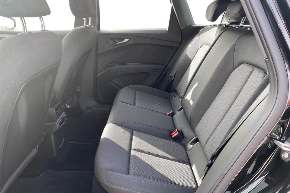 Audi Q4 e-tron 40 Advanced 5d