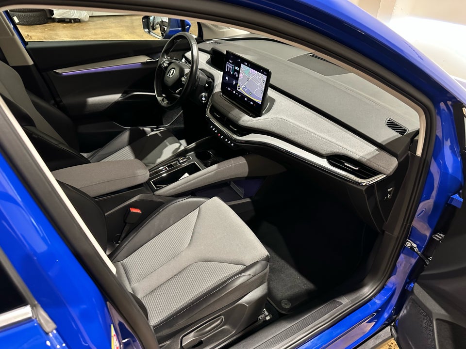 Skoda Enyaq 80 iV Loft 5d