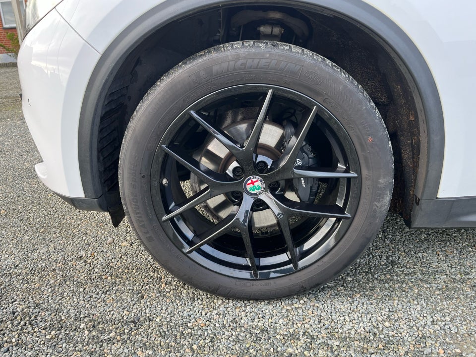 Alfa Romeo Stelvio 2,0 T 280 First Edition aut. Q4 5d