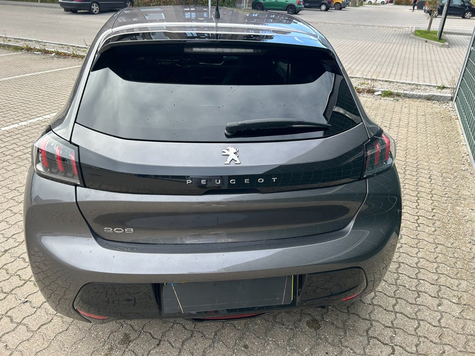 Peugeot 208 1,2 PureTech 100 Allure+ 5d