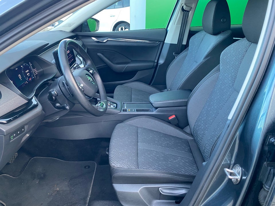 Skoda Octavia 1,4 TSi iV Plus Combi DSG 5d