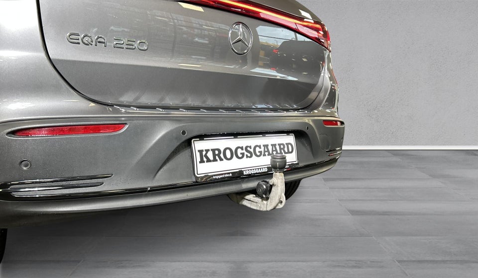 Mercedes EQA250 Progressive 5d