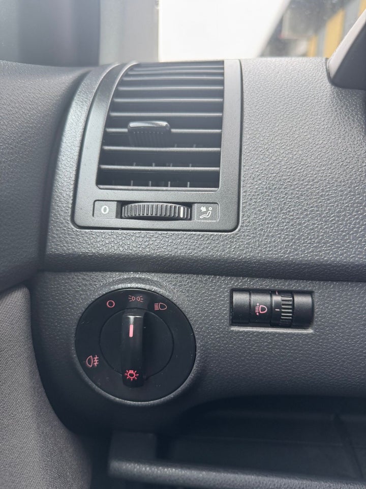 VW Polo 1,4 Trendline 75 5d